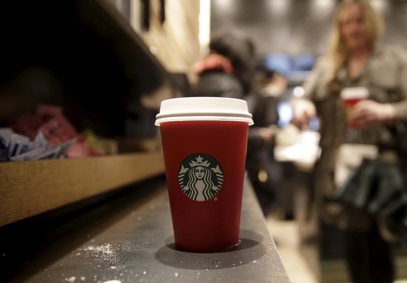 starbucks-cafe-sales-growth-beats-expectations